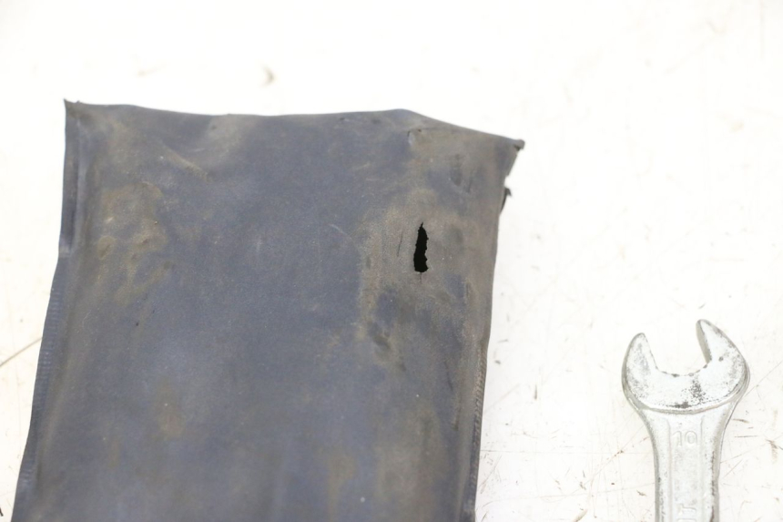 photo de TROUSSE A OUTILS HONDA CBF 125 (2009 - 2015) - État de surface