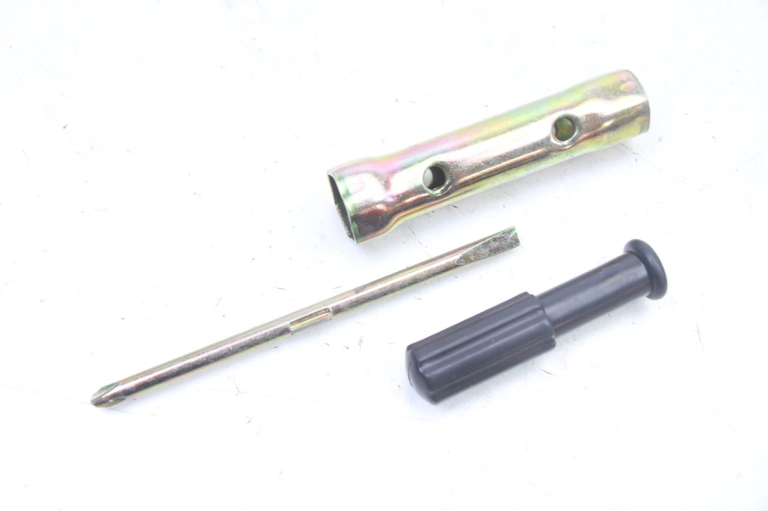 photo de TROUSSE A OUTILS SYM FIDDLE 3 III 125 (2014 - 2020) - Zoom état d’usage