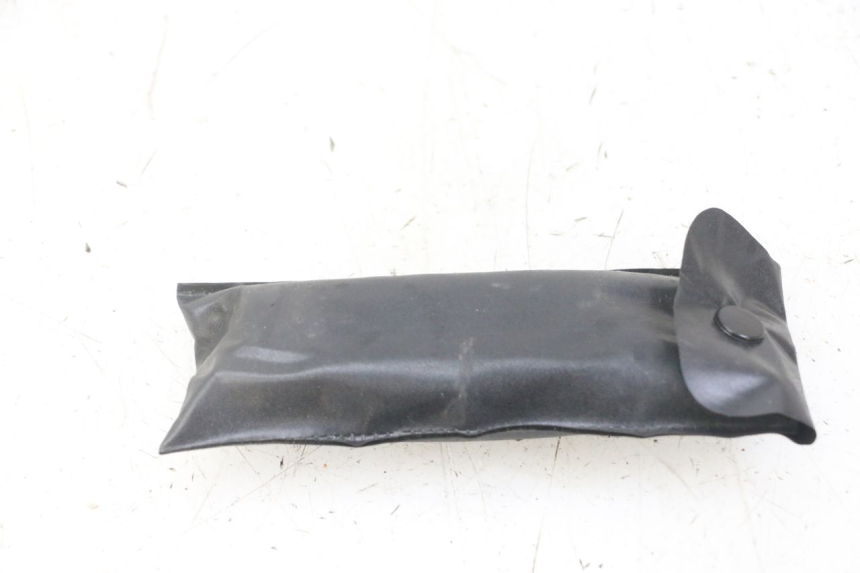 photo de TROUSSE A OUTILS SYM FIDDLE 3 III 50 (2014 - 2020) - Détail de la pièce