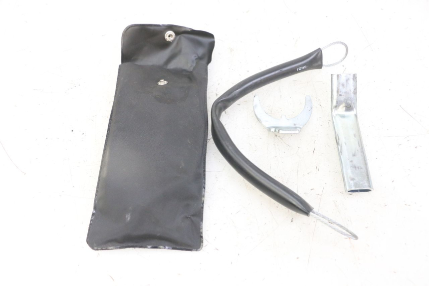 photo de TROUSSE A OUTILS HONDA FORZA ABS 300 (2013 - 2017) - Vue principale