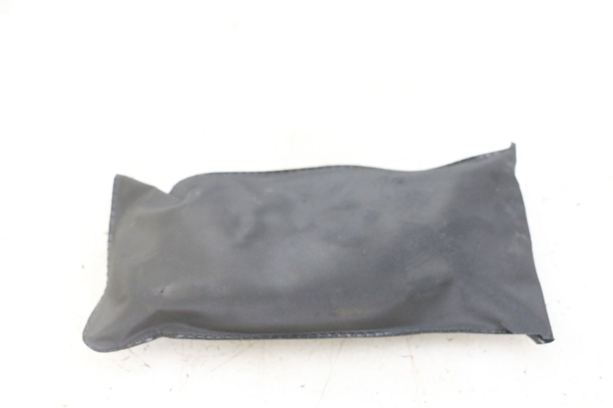 photo de TROUSSE A OUTILS HONDA FORZA ABS 300 (2013 - 2017) - Détail de la pièce