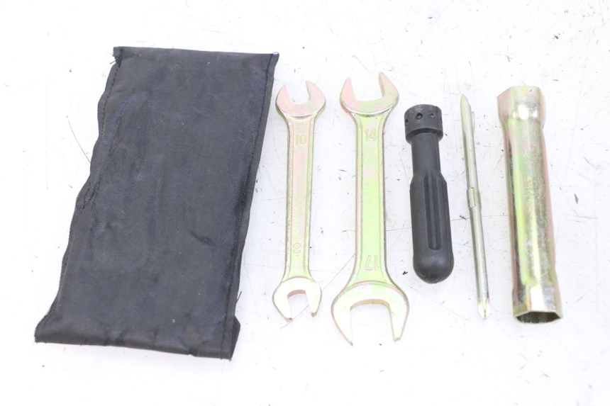 photo de TROUSSE A OUTILS KIDEN KD125-G 125 (2018 - 2022) - Autre angle de vue