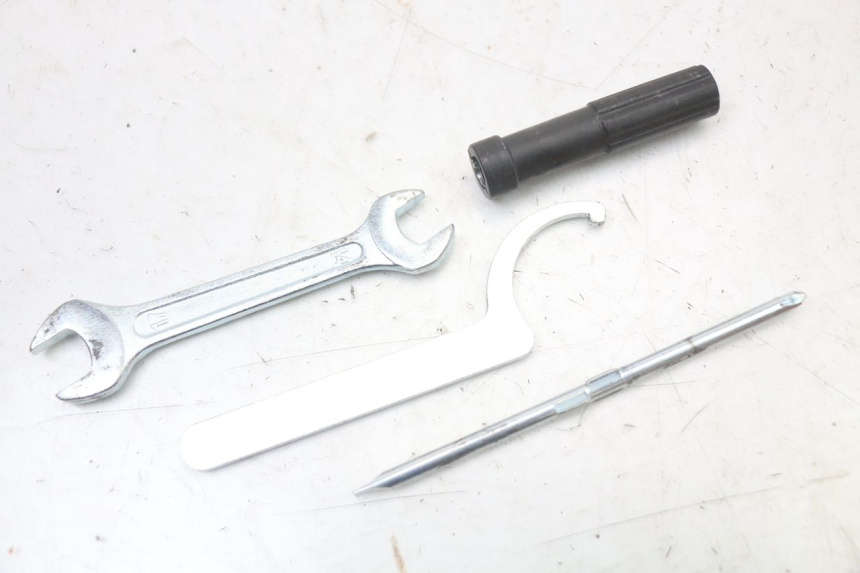 photo de TROUSSE A OUTILS KYMCO X-TOWN XTOWN 125 (2016 - 2021) - Zoom état d’usage