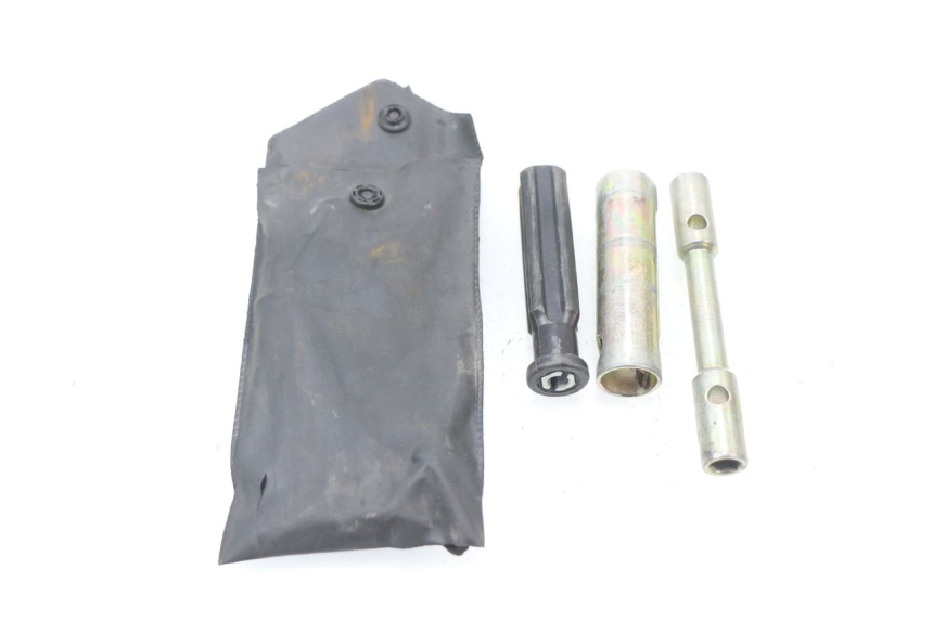 photo de TROUSSE A OUTILS LINHAI MONARCH 125 (2003 - 2005) - Vue principale