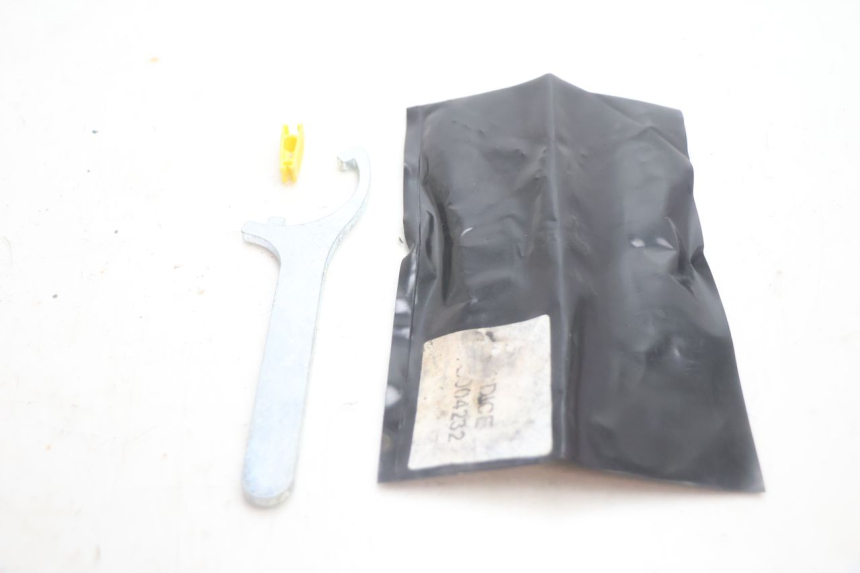 photo de TROUSSE A OUTILS PIAGGIO MP3 HPE 530 (2022 - 2026) - Détail de la pièce