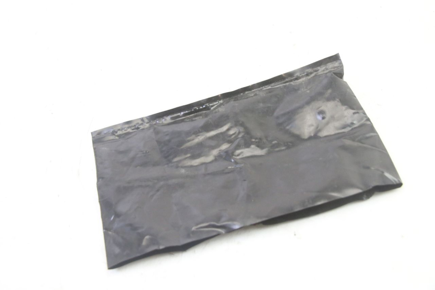 photo de TROUSSE A OUTILS PIAGGIO MP3 RL 250 (2006 - 2010) - Zoom état d’usage