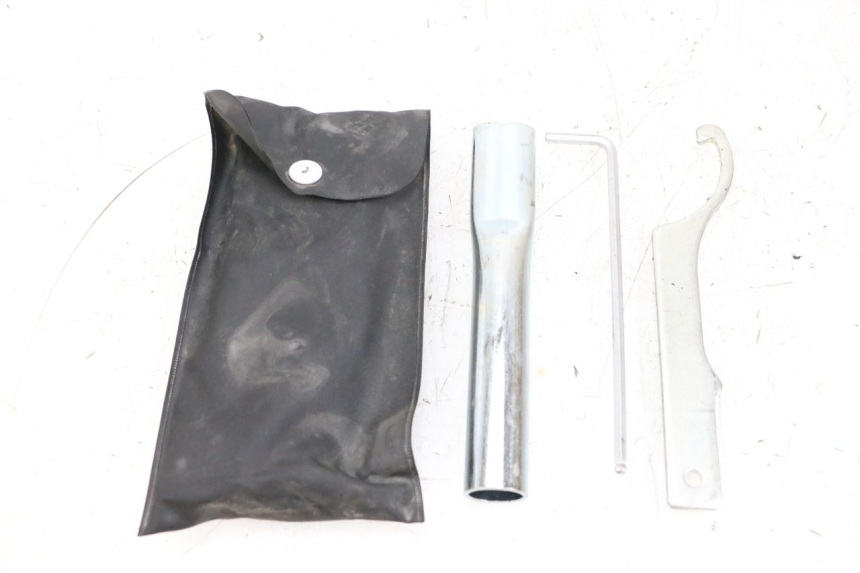 photo de TROUSSE A OUTILS YAMAHA MT-07 MT07 ABS 700 (2018 - 2020) - Vue principale