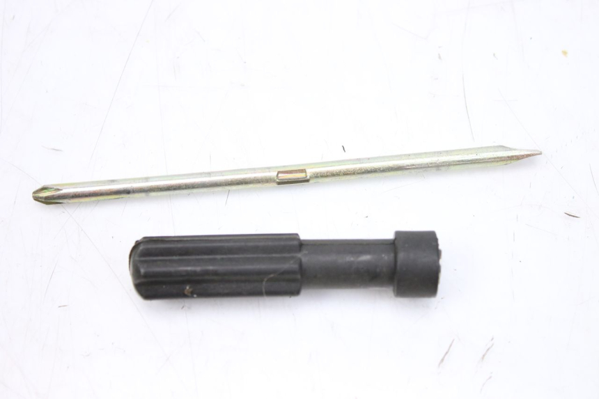 photo de TROUSSE A OUTILS KEEWAY OUTLOOK 125 (2007 - 2013) - Vue d’ensemble