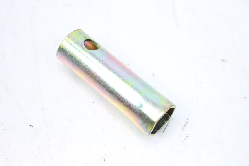 photo de TROUSSE A OUTILS KEEWAY OUTLOOK 125 (2007 - 2013) - Points de fixation