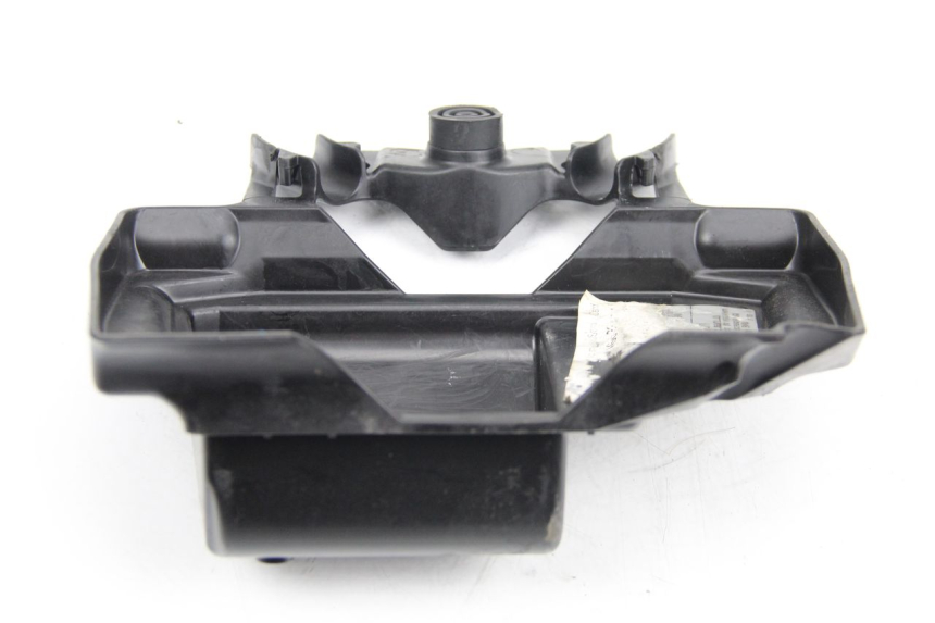 photo de TROUSSE A OUTILS BMW R GS 1200 (2005 - 2007) - Détail de la pièce