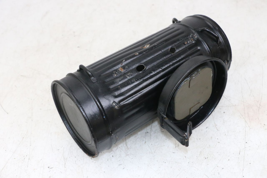 photo de TROUSSE A OUTILS HARLEY DAVIDSON SPORTSTER XL CUSTOM 1200 (2003 - 2004) - Gros plan technique