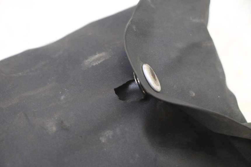 photo de TROUSSE A OUTILS SUZUKI SV S 650 (2003 - 2009) - État de surface