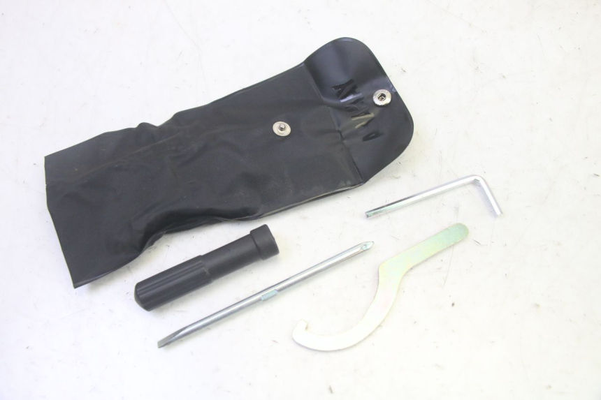 photo de TROUSSE A OUTILS YAMAHA TRICITY 300 (2020 - 2024) - Vue principale