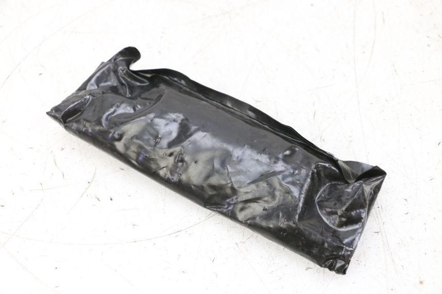 photo de TROUSSE A OUTILS PIAGGIO VESPA GTS SUPER IE 125 (2009 - 2016) - Détail de la pièce