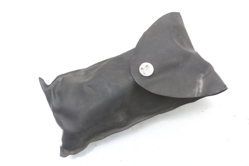 photo de Tool kit SUZUKI VL INTRUDER 125 (2004 - 2007) - Détail de la pièce