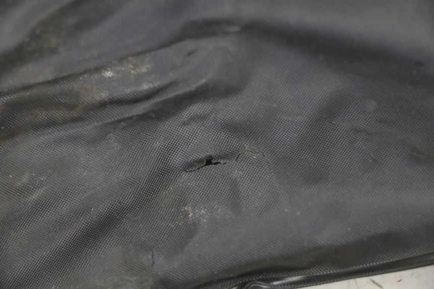 photo de TROUSSE A OUTILS YAMAHA XMAX X-MAX 125 (2006 - 2009) - État de surface