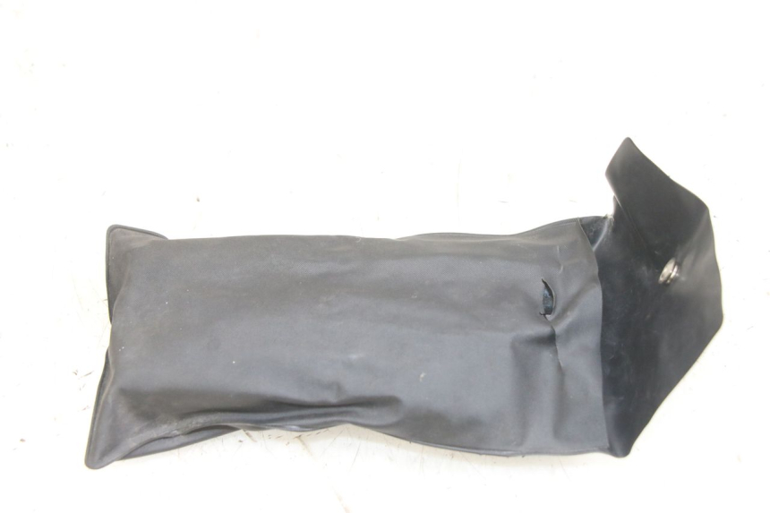 photo de TROUSSE A OUTILS YAMAHA X-MAX XMAX 250 (2006 - 2009) - Zoom état d’usage