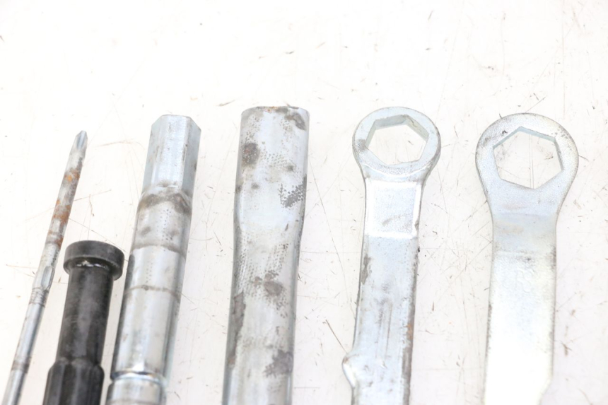 photo de TROUSSE A OUTILS YAMAHA XJ6 ABS 600 (2008 - 2016) - Vue d’ensemble