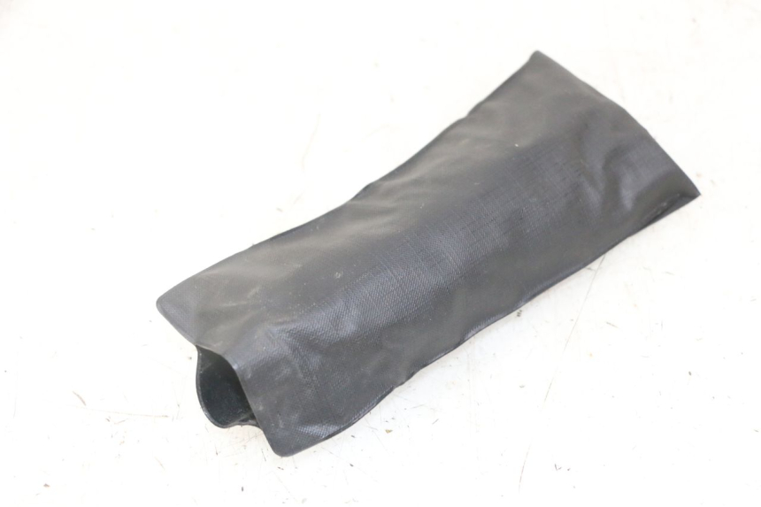 photo de TROUSSE A OUTILS HONDA XLV VARADERO 125 (2000 - 2006) - Détail de la pièce