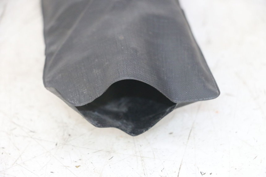 photo de TROUSSE A OUTILS HONDA XLV VARADERO 125 (2000 - 2006) - Autre angle de vue