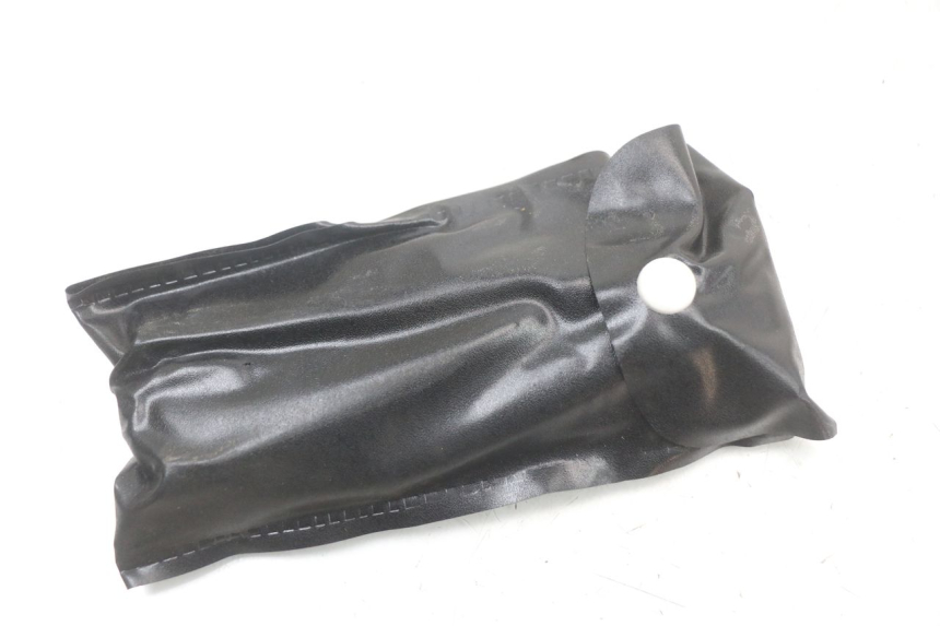 photo de TROUSSE A OUTILS SYM XS 125 (2007 - 2016) - Zoom état d’usage