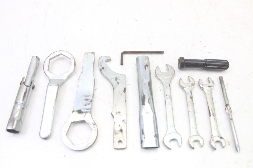 photo de TROUSSE A OUTILS YAMAHA FZ6 FAZER S2 600 (2007 - 2011) - Vue principale