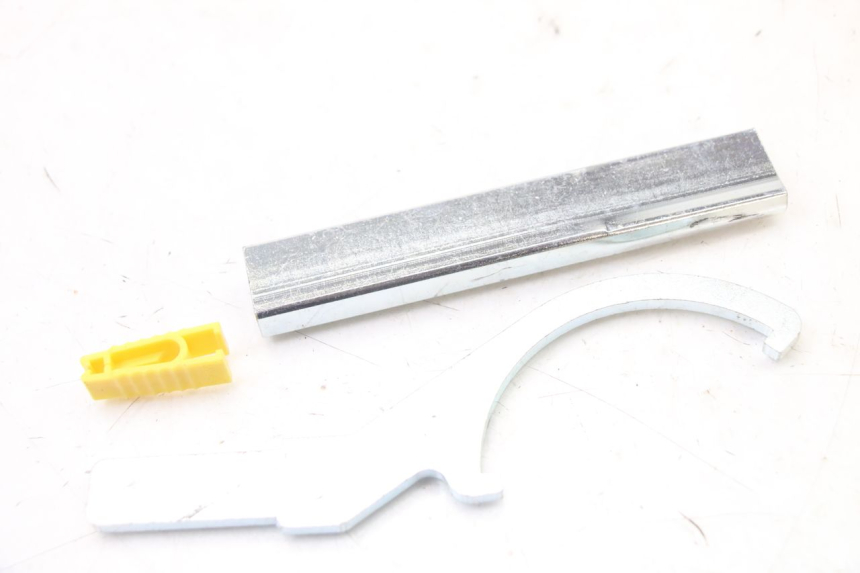 photo de TROUSSE A OUTILS YAMAHA TRACER 7 700 (2020 - 2024) - Autre angle de vue