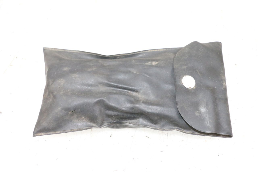 photo de TROUSSE A OUTILS YAMAHA YFM R RAPTOR 250 (2008 - 2014) - Zoom état d’usage