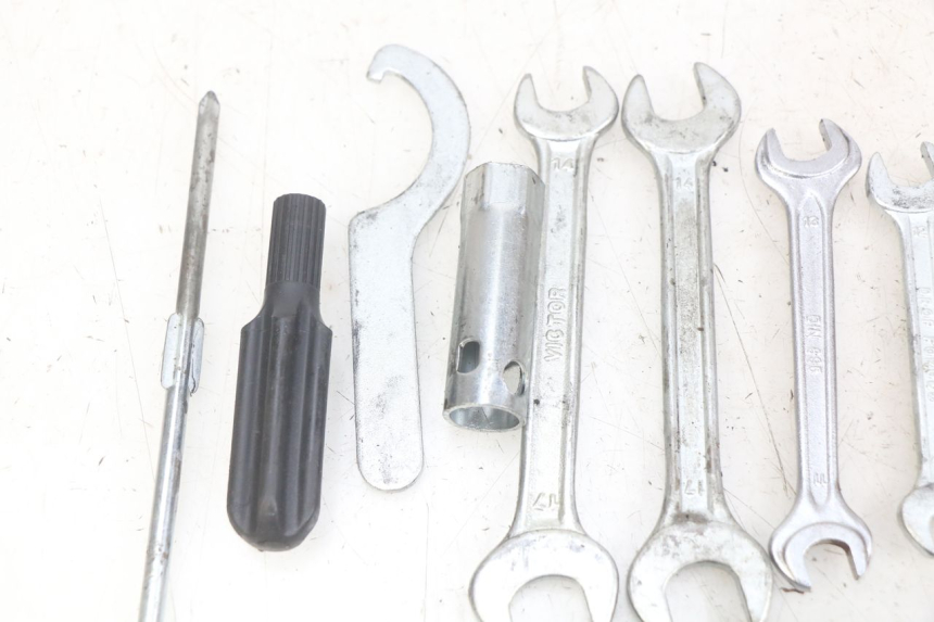 photo de TROUSSE A OUTILS YAMAHA YP MAJESTY 125 (2007 - 2010) - Vue produit