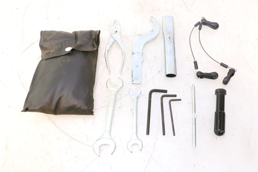 photo de TROUSSE A OUTILS YAMAHA YZF R6 600 (2008 - 2009) - Vue principale