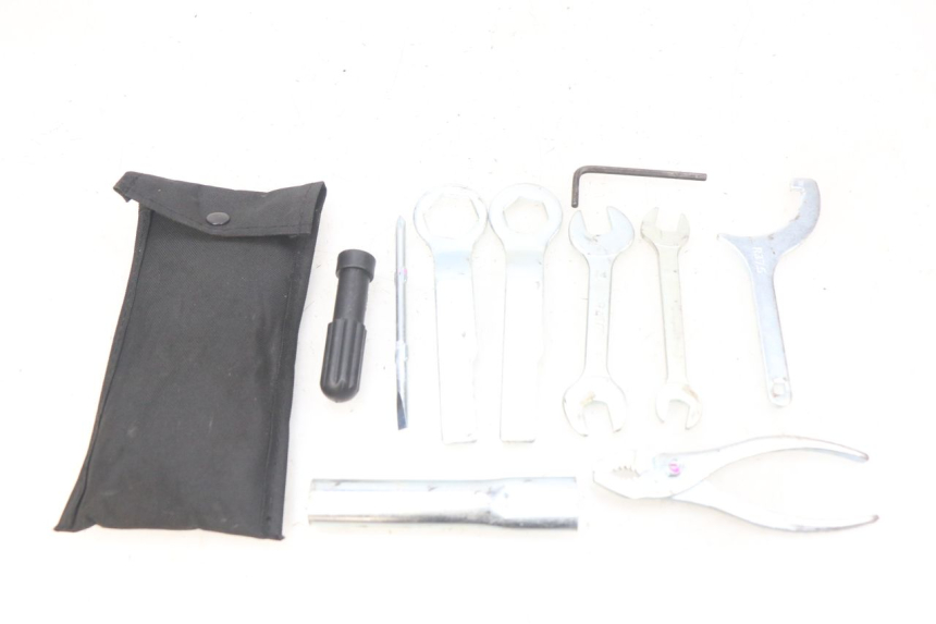 photo de TROUSSE A OUTILS KAWASAKI Z 650 (2016 - 2019) - Vue principale