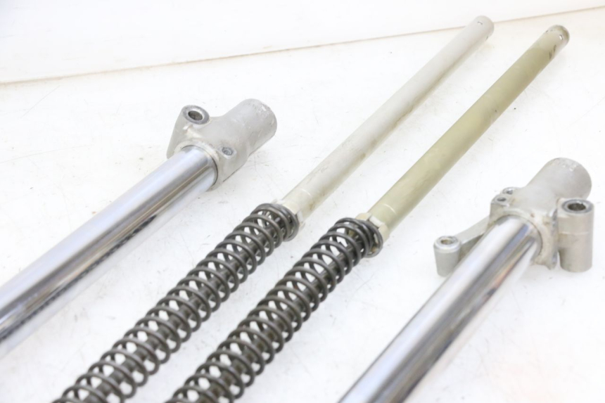 photo de TUBE FOURCHE HONDA CR 85 (2003 - 2007) - Vue produit