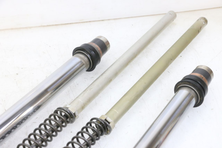 photo de TUBE FOURCHE HONDA CR 85 (2003 - 2007) - Inspection visuelle