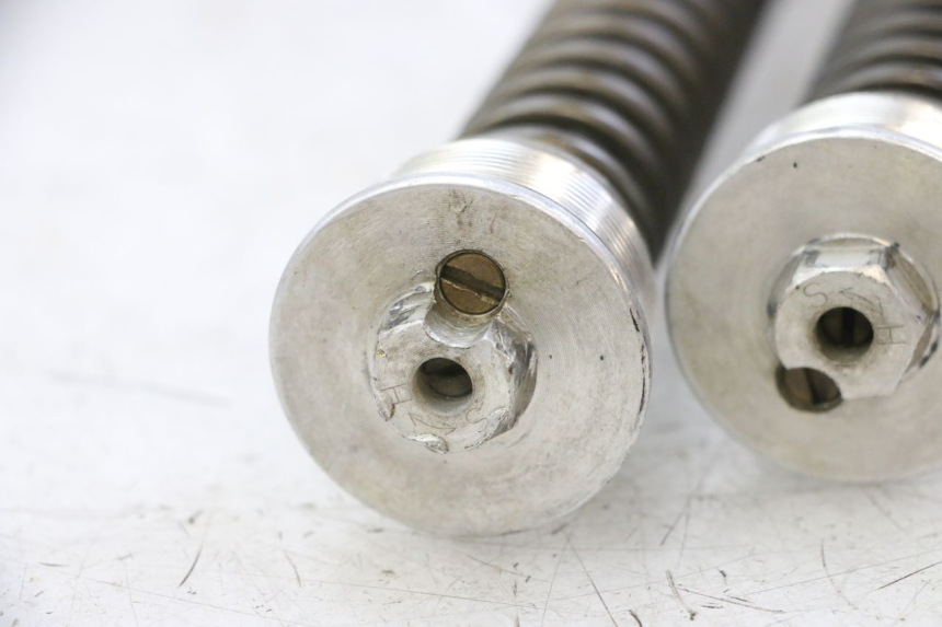 photo de TUBE FOURCHE HONDA CR 85 (2003 - 2007) - Zoom état d’usage