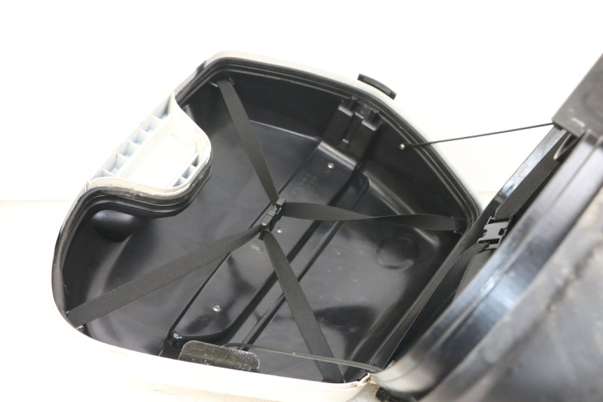 photo de VALISE DROITE MOTO GUZZI NORGE 8V GT 1200 (2011 - 2016) - Inspection visuelle