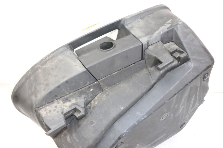 photo de VALISE DROITE MOTO GUZZI NORGE 8V GT 1200 (2011 - 2016) - Points de fixation