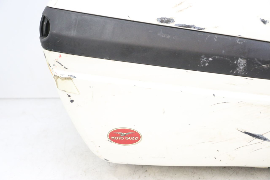 photo de VALISE DROITE MOTO GUZZI NORGE 8V GT 1200 (2011 - 2016) - Marquages et références