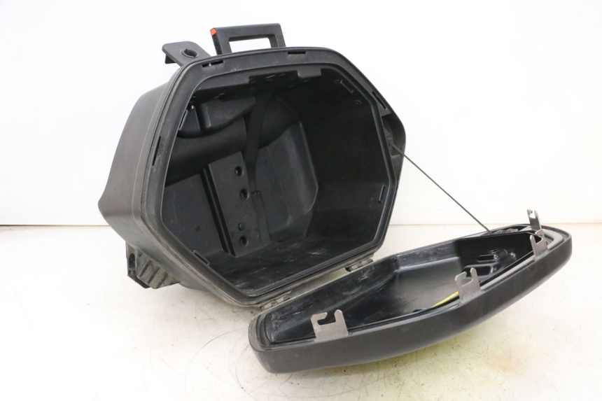 photo de VALISE GAUCHE YAMAHA FJR ABS 1300 (2006 - 2012) - Autre angle de vue