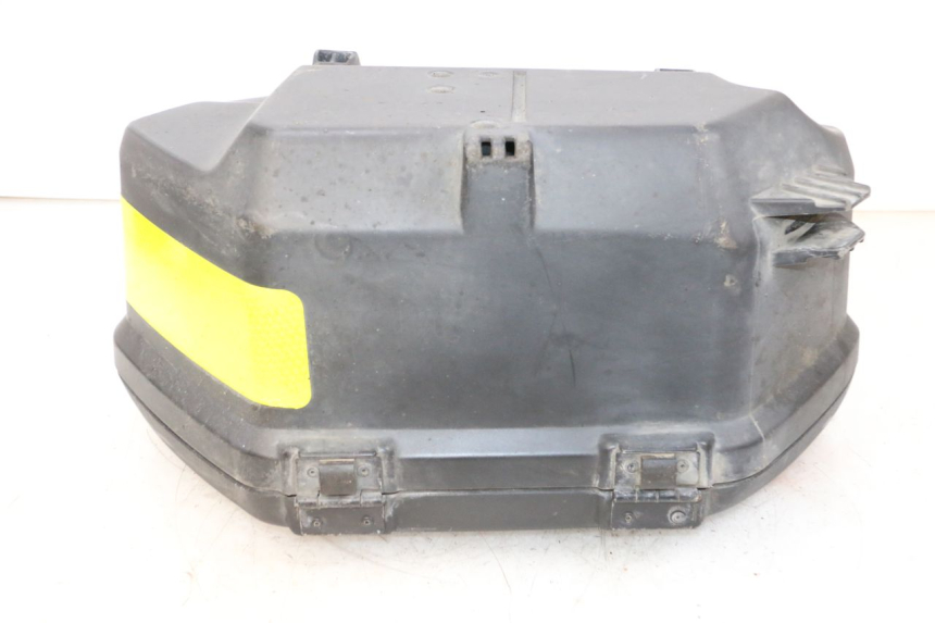 photo de VALISE GAUCHE YAMAHA FJR ABS 1300 (2006 - 2012) - Gros plan technique