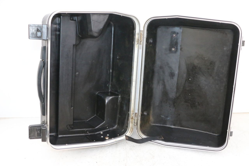 photo de VALISE GAUCHE KAWASAKI GTR 1000 (1994 - 2004) - Pièce contrôlée