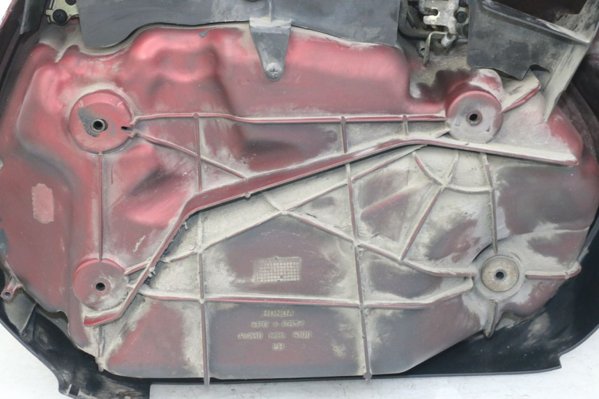 photo de VALISE GAUCHE HONDA NTV DEAUVILLE 650 (1998 - 2001) - Détails caractéristiques