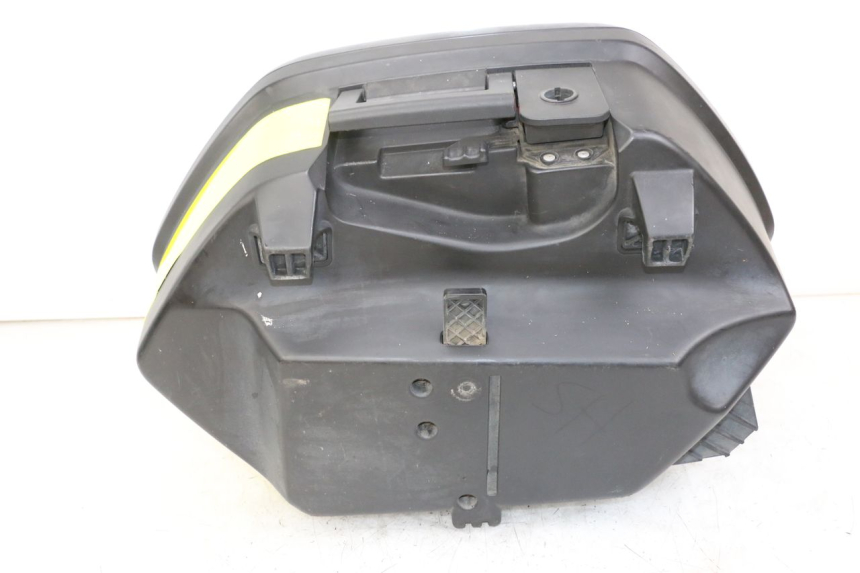 photo de VALISE GAUCHE YAMAHA TDM ABS 900 (2002 - 2014) - Vue d’ensemble