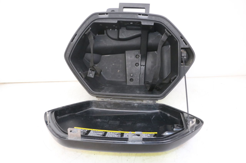 photo de VALISE GAUCHE YAMAHA TDM ABS 900 (2002 - 2014) - Pièce contrôlée
