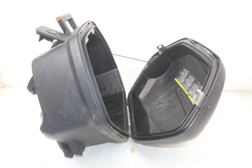 photo de VALISE GAUCHE YAMAHA FJR ABS 1300 (2006 - 2012) - Vue produit