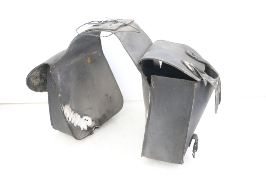 photo de VALISE SUZUKI GZ MARAUDER 125 (1998 - 2004) - Photo complémentaire