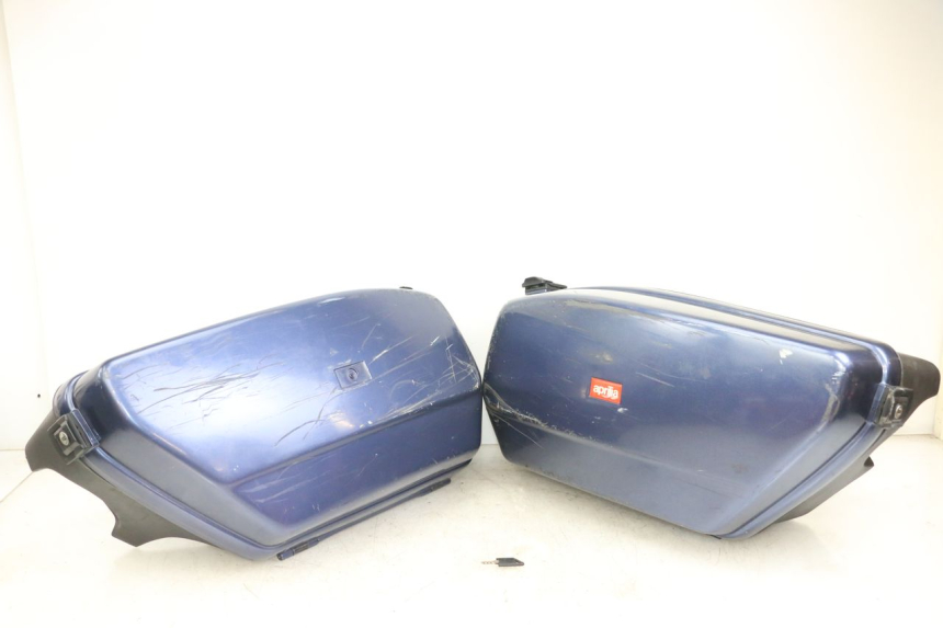 photo de VALISE APRILIA SCARABEO GT 125 (1999 - 2007) - Vue principale