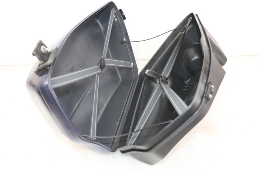 photo de VALISE APRILIA SCARABEO GT 125 (1999 - 2007) - Zoom composants