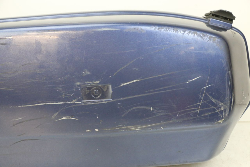 photo de VALISE APRILIA SCARABEO GT 125 (1999 - 2007) - Marquages et références