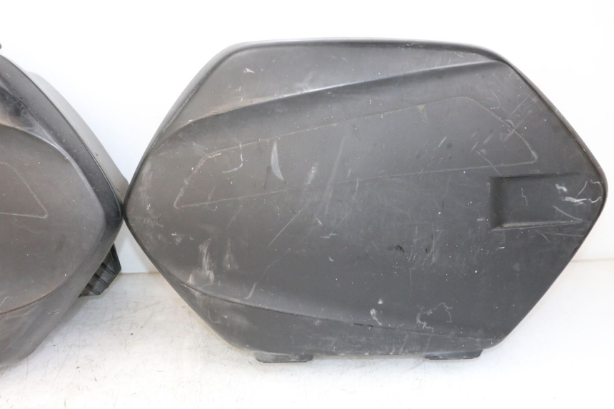 photo de VALISE YAMAHA TDM ABS 900 (2002 - 2014) - Photo complémentaire