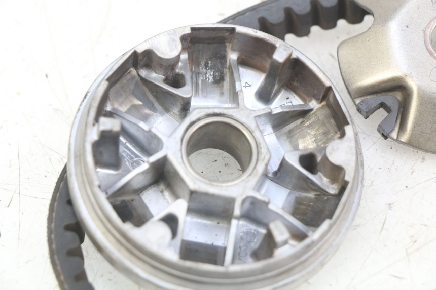 photo de VARIATEUR KYMCO AGILITY 16+ 4T 50 (2018 - 2023) - Marquages et références